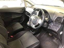 TOYOTA RACTIS G 4WD 2011