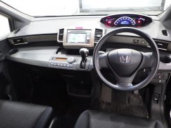 HONDA FREED SPIKE G Just Selection 2013