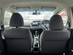HONDA FIT 13G F Package 2013