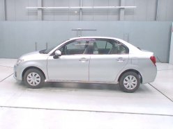 TOYOTA COROLLA AXIO 1.3X G Edition 2013