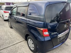 HONDA FREED SPIKE G Just Selection 2011