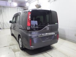 HONDA STEPWGN 4WD G 7seats 2015