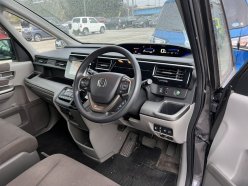 HONDA STEPWGN 4WD G 7seats 2015