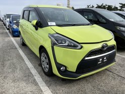 TOYOTA SIENTA X 2015