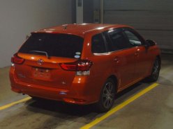 TOYOTA COROLLA FIELDER 1.5 G 2015