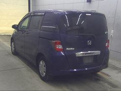 HONDA FREED SPIKE G Just Selection 2010
