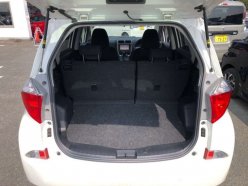 TOYOTA RACTIS X 2011