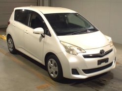 TOYOTA RACTIS X 2011