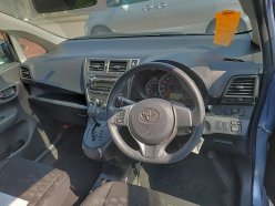 TOYOTA RACTIS X 2011