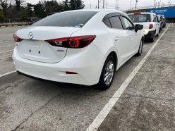 MAZDA AXELA 15S HID HIGH INTENSITY PKG 2015