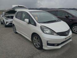 HONDA FIT RS 2011