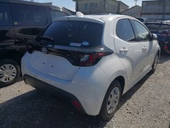 TOYOTA YARIS X 2020