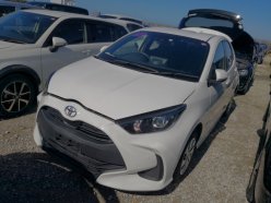 TOYOTA YARIS X 2020