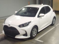 TOYOTA YARIS X 2020