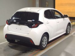 TOYOTA YARIS X 2020