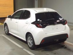 TOYOTA YARIS X 2020