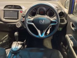 HONDA FIT 13G 4WD 2013