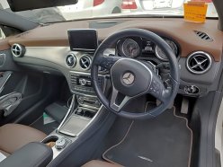 MERCEDES BENZ CLA CLA180 2014