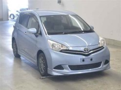 TOYOTA RACTIS  2010