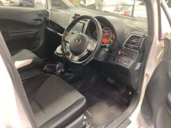 SUBARU TREZIA 1.5i-S 4WD 2011