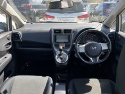 SUBARU TREZIA 1.5i-S 4WD 2011