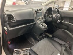 SUBARU TREZIA 1.5i-S 4WD 2011