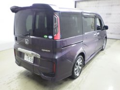 HONDA STEPWGN 7seats 2015
