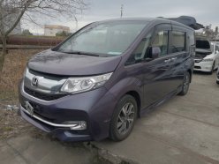 HONDA STEPWGN 7seats 2015