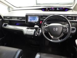 HONDA STEPWGN Cool Spirit 2016