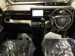 HONDA STEPWGN 8seats 2015