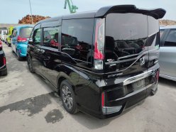 HONDA STEPWGN 8seats 2015