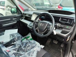 HONDA STEPWGN 8seats 2015
