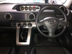 TOYOTA COROLLA RUMION 1.5 2012