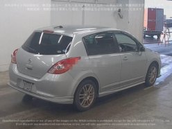 NISSAN TIIDA  2011