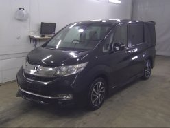 HONDA STEPWGN COOL SPIRIT 7 SEATS 2016