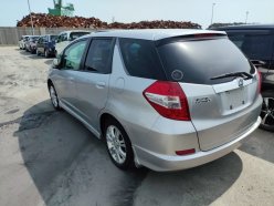 HONDA FIT SHUTTLE 15X L Package 2011