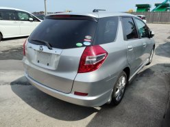 HONDA FIT SHUTTLE 15X L Package 2011