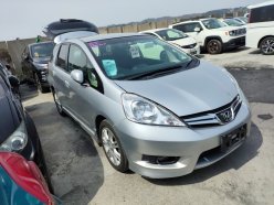 HONDA FIT SHUTTLE 15X L Package 2011