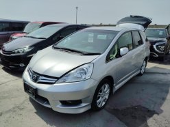 HONDA FIT SHUTTLE 15X L Package 2011