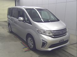 HONDA STEPWGN G 7seats 2015