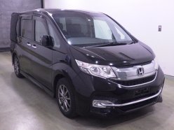 HONDA STEPWGN 7 seats 2015