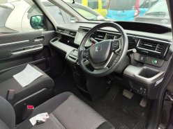 HONDA STEPWGN 7 seats 2015