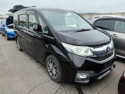 HONDA STEPWGN 7 seats 2015