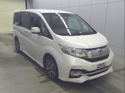 HONDA STEPWGN 7 Seats 2015