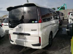 HONDA STEPWGN 7 Seats 2015