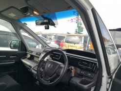 HONDA STEPWGN 7 Seats 2015