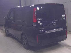 HONDA STEPWGN G 7seats 2015