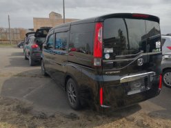 HONDA STEPWGN G 7seats 2015