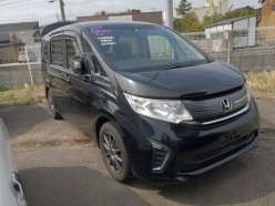 HONDA STEPWGN G 7seats 2015