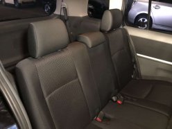 TOYOTA ISIS Platana 2011